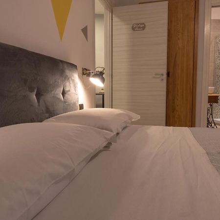 B&B Pantarei Napoli Екстер'єр фото