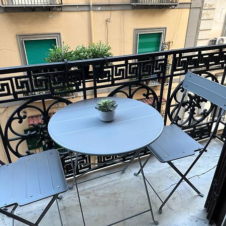 B&B Pantarei Napoli Екстер'єр фото