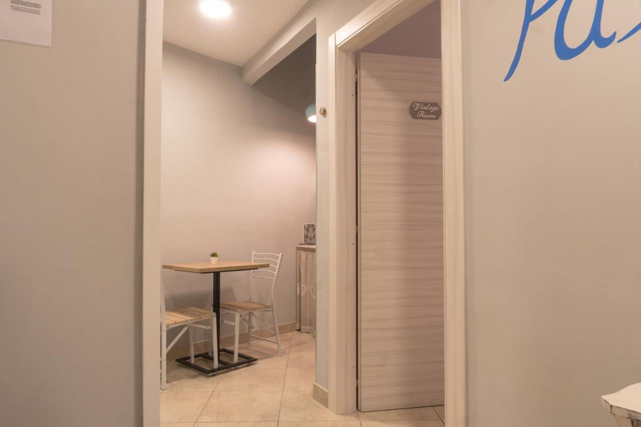 B&B Pantarei Napoli Екстер'єр фото