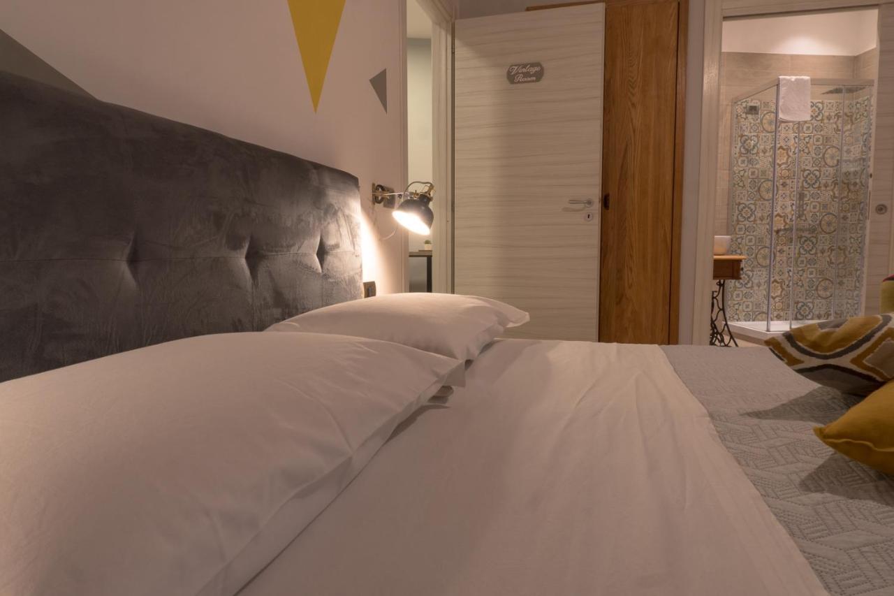 B&B Pantarei Napoli Екстер'єр фото