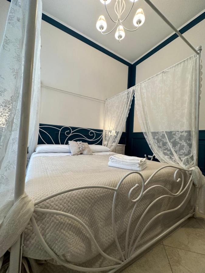 B&B Pantarei Napoli Екстер'єр фото