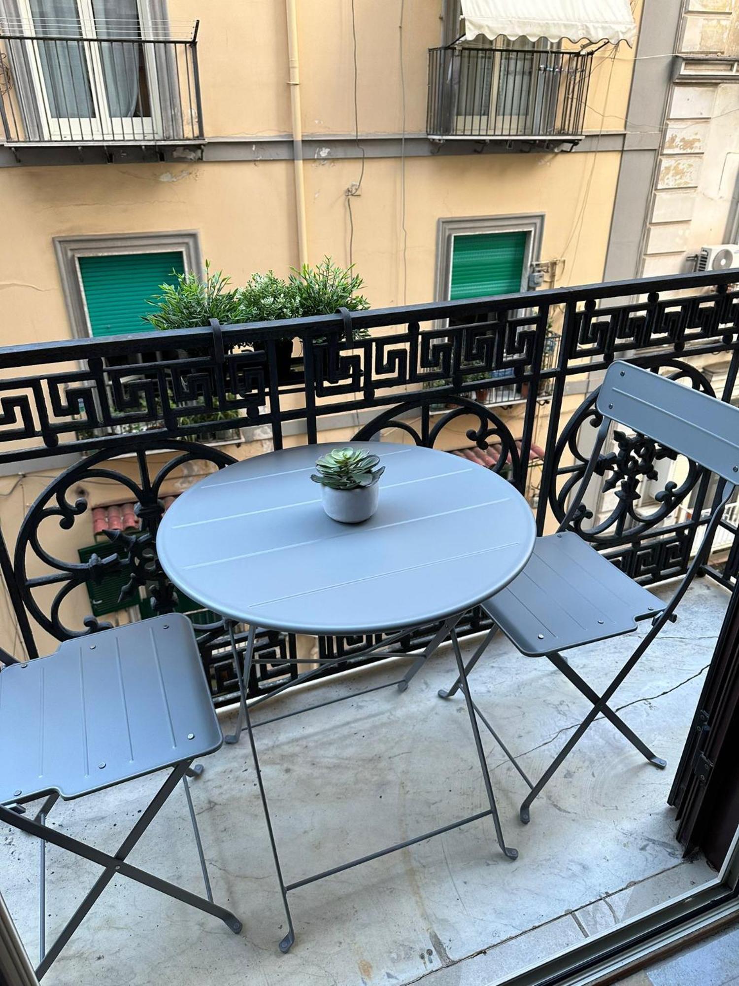 B&B Pantarei Napoli Екстер'єр фото